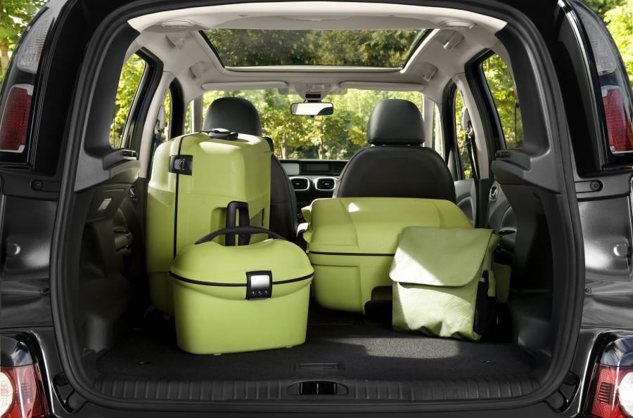  Citroen C3 Picasso 2009 года  (фото 201 из 242)